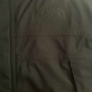 Kids  the northface fur jacket size xxs(new with tag) age 4-5 years old